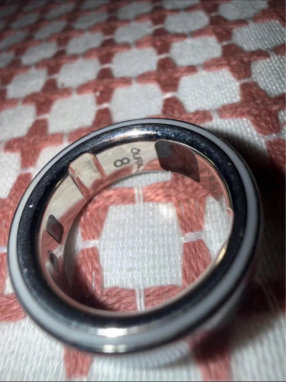 Oura 4 Smart Ring in Silver SIZE 8